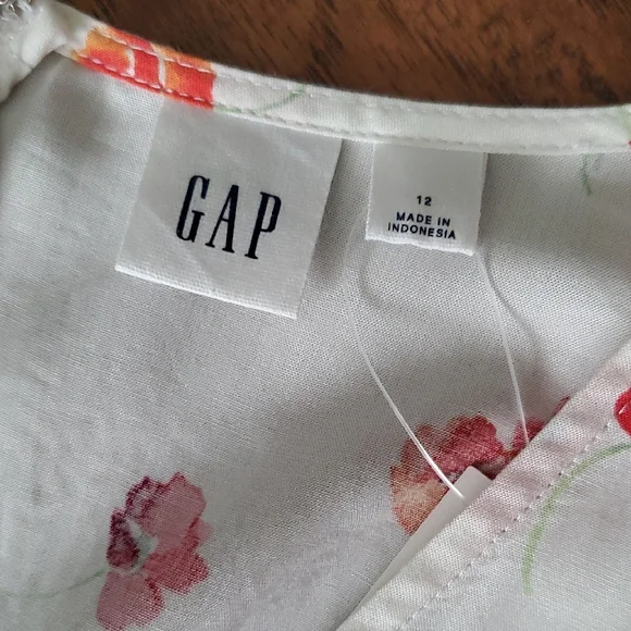 NWT GAP White and Red Poppy Short Sleeve Floral Dress Size 12 - Picture 2 of 11